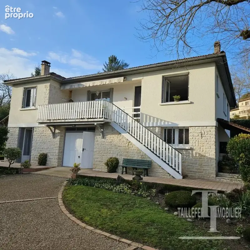 Maison à COULOUNIEIX-CHAMIERS