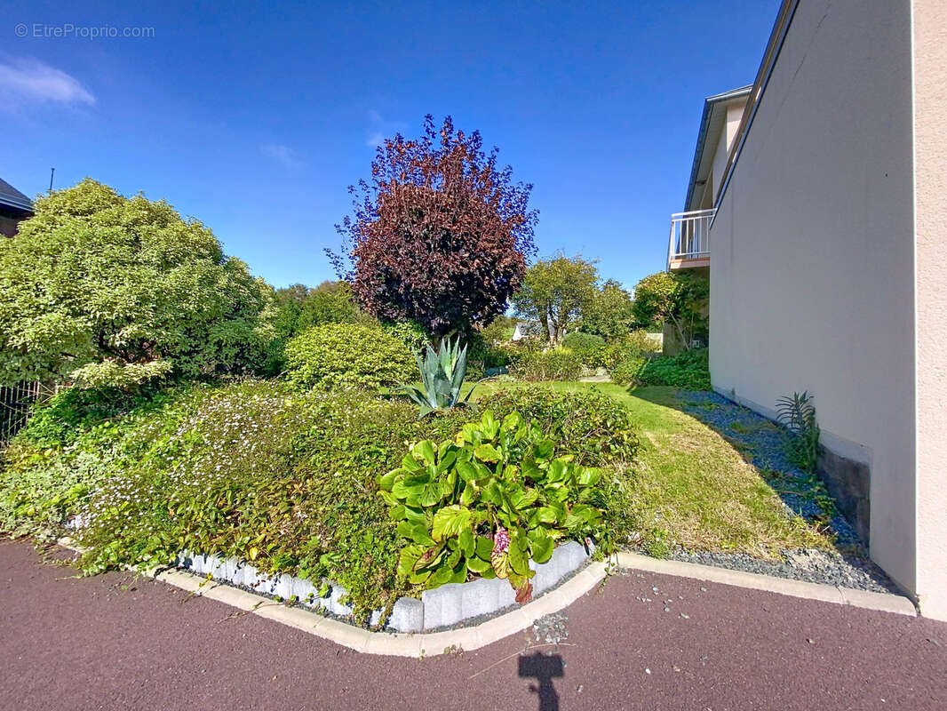 Maison à SAINT-GEORGES-DE-LA-RIVIERE