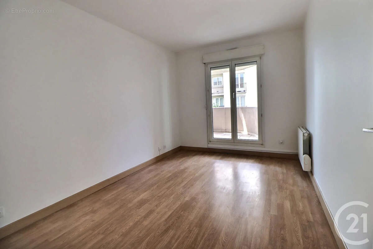 Appartement 66 m² à Aulnay-Sous-Bois  - photo 6