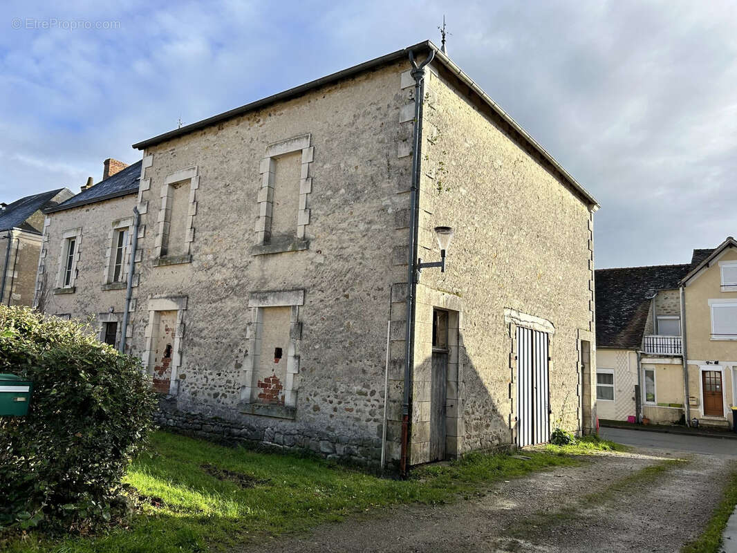Appartement à LIGNAC