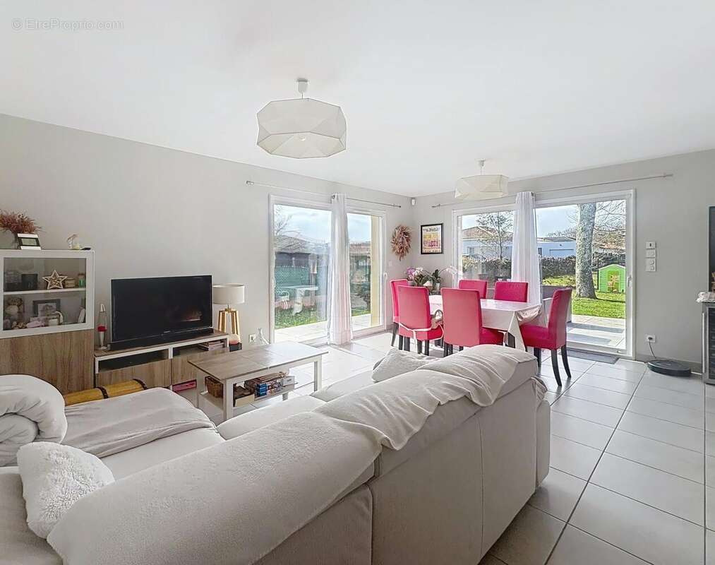 Photo 4 - Maison à SAINT-JEAN-D'ILLAC