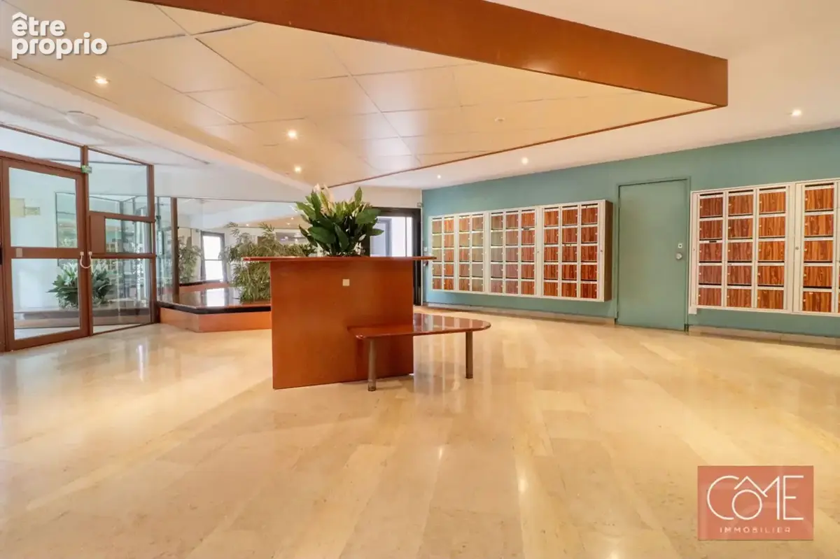 A VENDRE - RENNES 35000 - Quartier Clémenceau - Appartement T4 - 87,41 m² habitables - 2 chambres -  GARAGE ET CELLIER. - photo 9