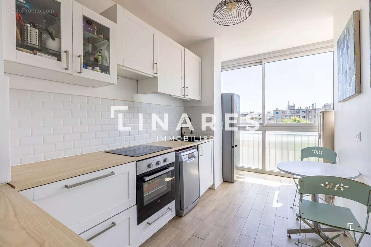 Appartement à MARSEILLE-8E