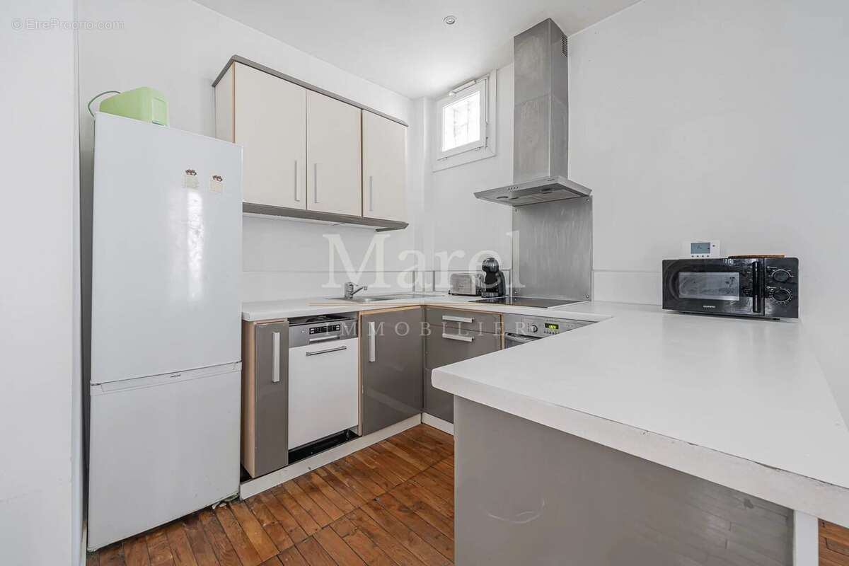 Appartement à PARIS-15E