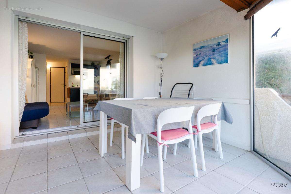 Appartement 3 pièces, avec terrasse, parking et vue mer - photo 4