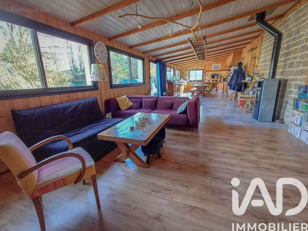 Maison 245 m² à Saint-Berain-Sur-Dheune  - photo 5