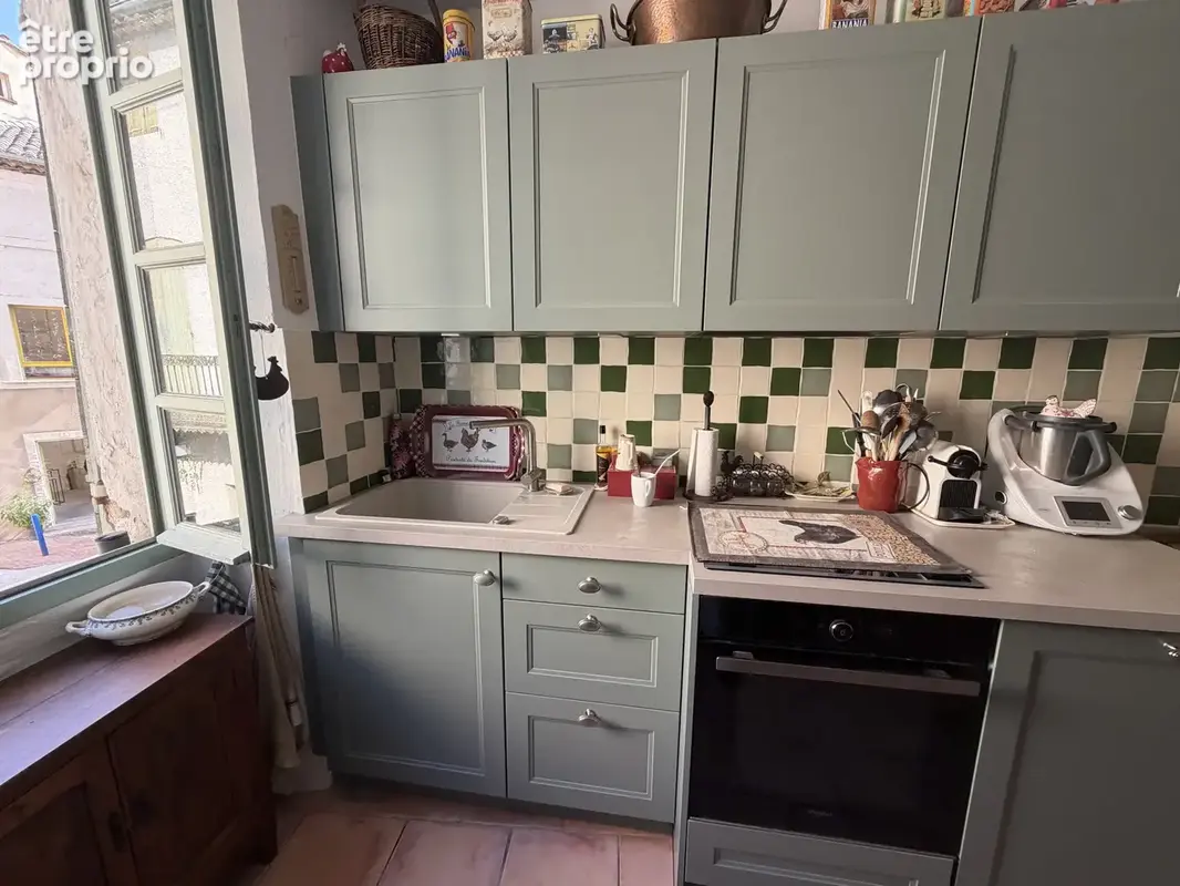 SAINT QUENTIN LA POTERIE. Joli Duplex avec local commercial en rdc - photo 6