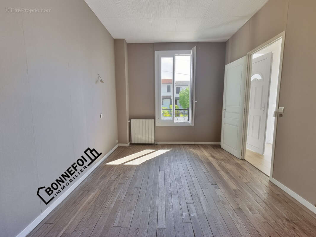Proche Future Ligne 15 ! - photo 7