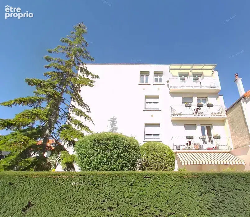 Appartement 101 m² à Nanterre  - photo 1