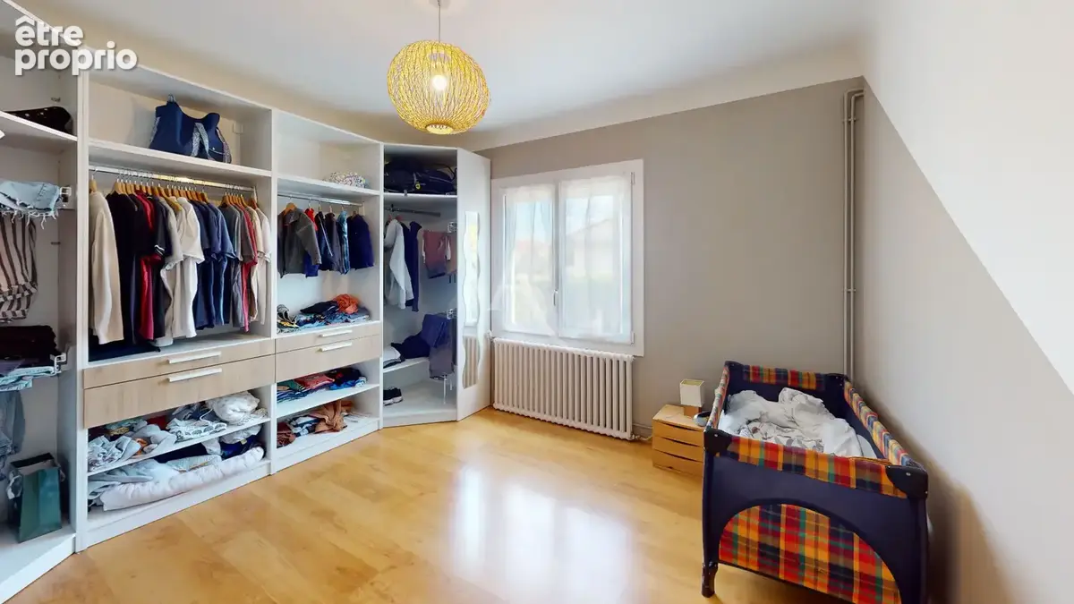 A VENDRE - Maison familiale type 6 - 150m² - MARGUERITTES - photo 7