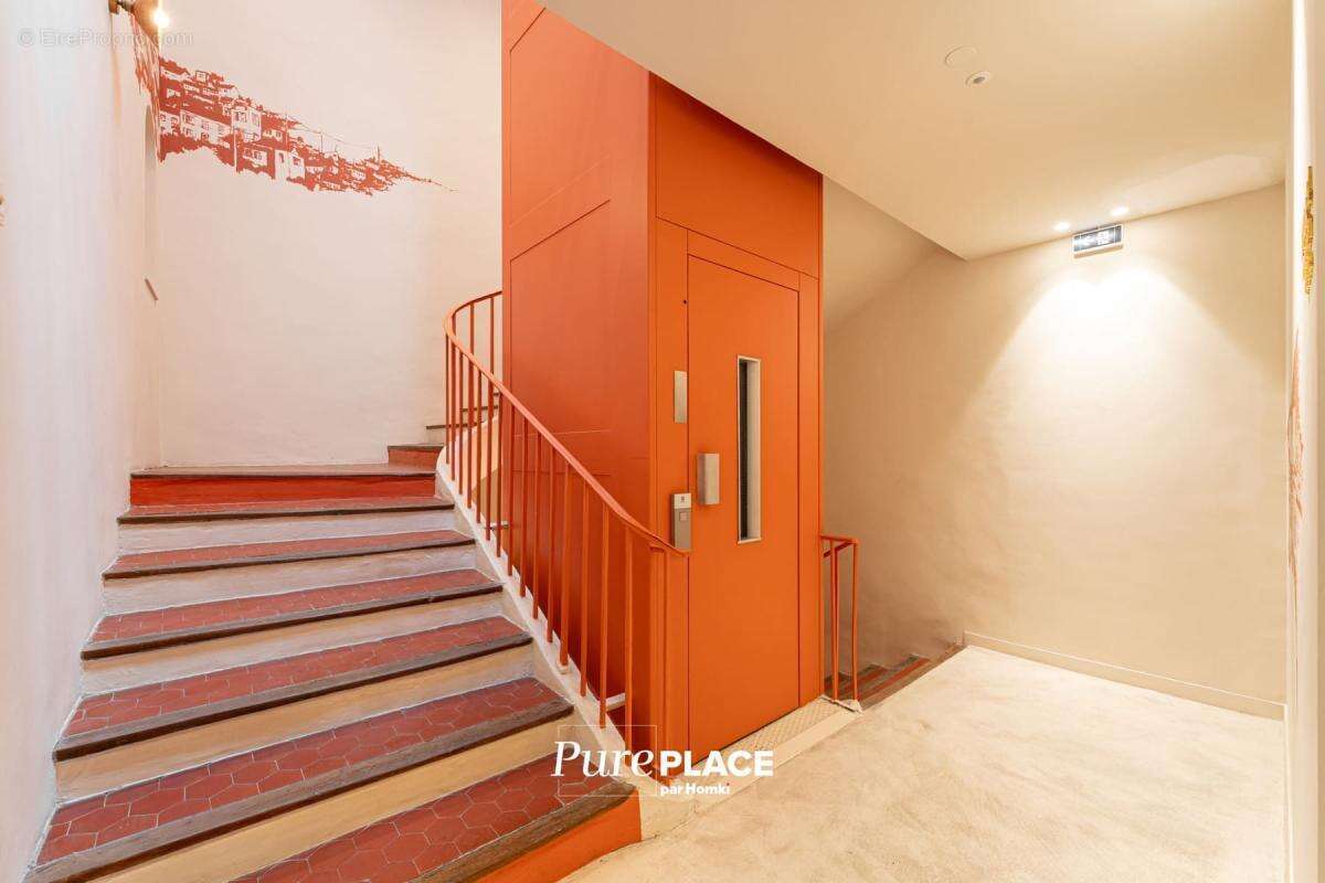 Appartement à MARSEILLE-7E