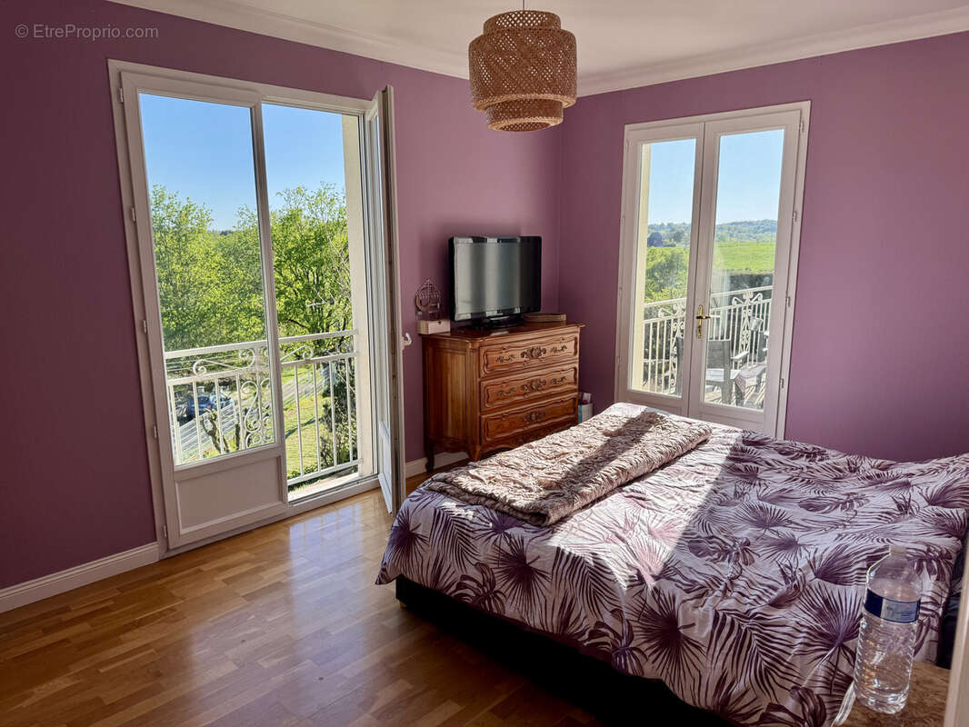 Maison à SAINT-AULAIRE