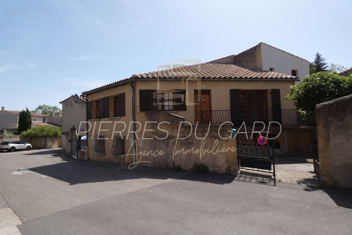 Maison 85 m² à Rochefort-Du-Gard  - photo 6