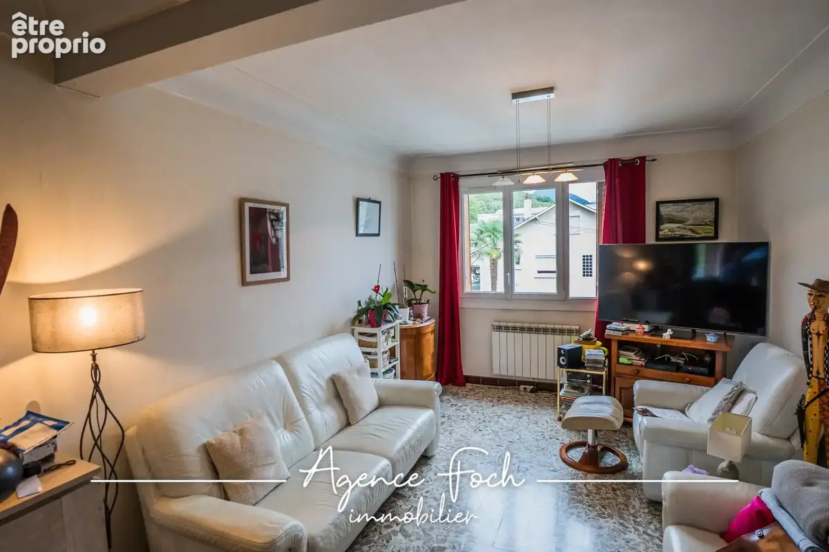 Appartement 4 pièces 97 m² à vendre à Bagneres-De-Bigorre (65200) - photo 1