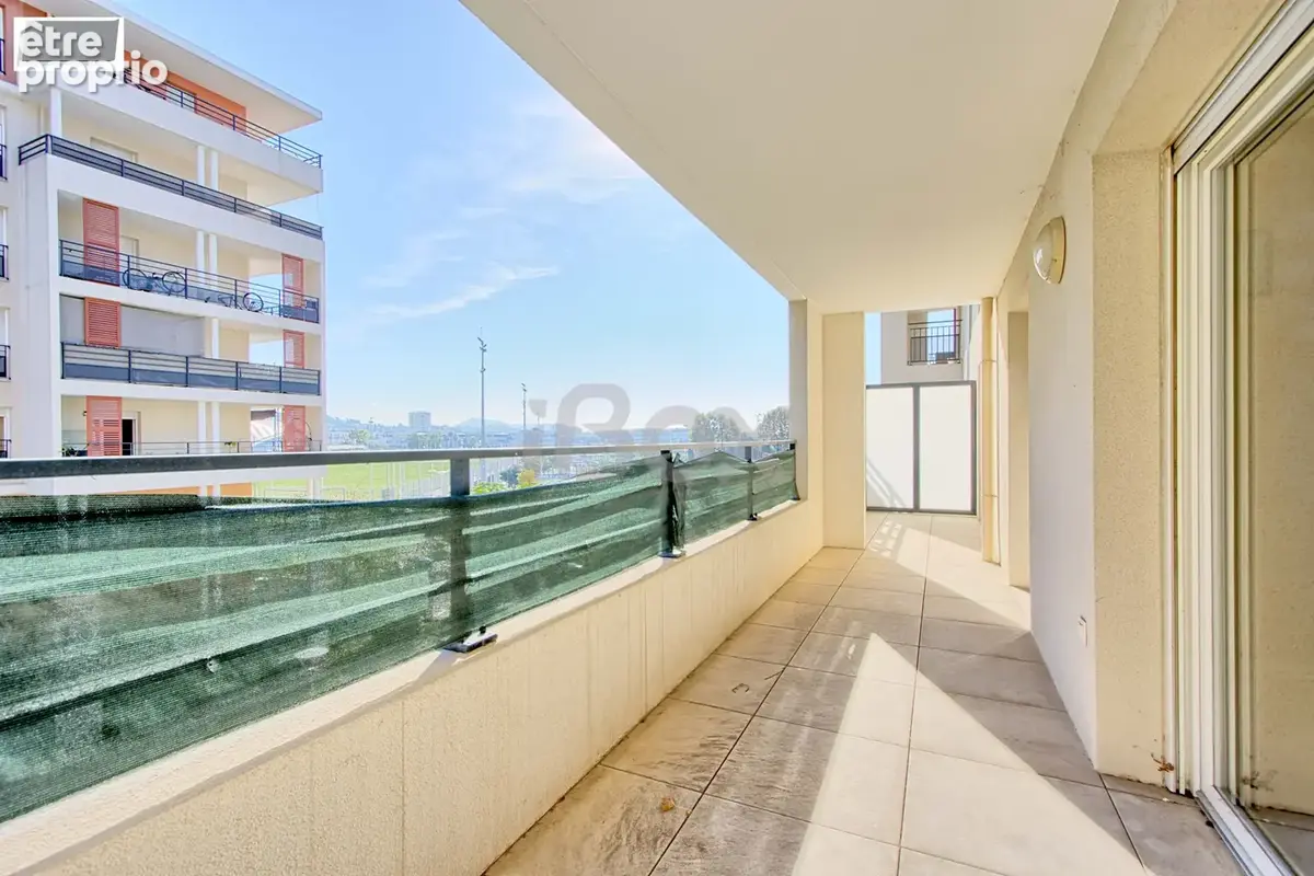 Toulon EST - Ecoquartier - T3 de 61m2 avec terrasse de 17m2 et garage - photo 8