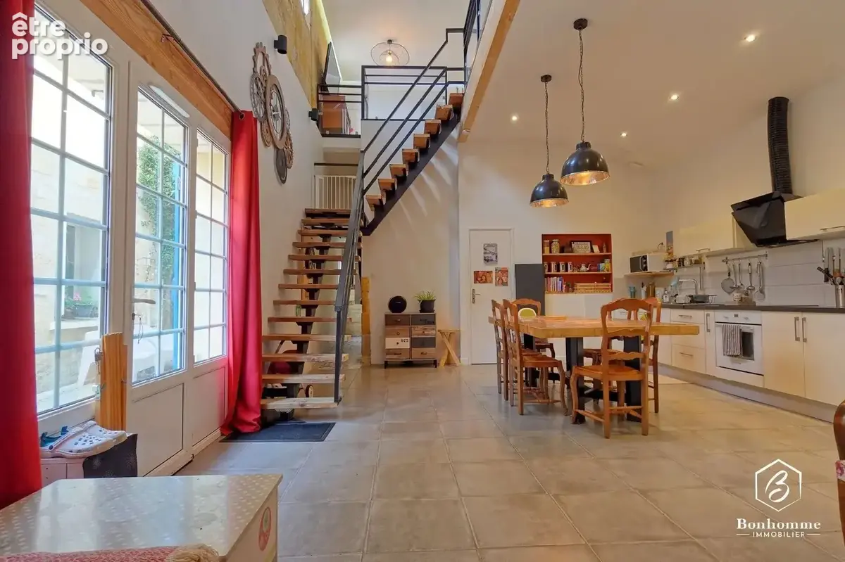 Maison 6 pièces 133m2 - LANGOIRAN - photo 2