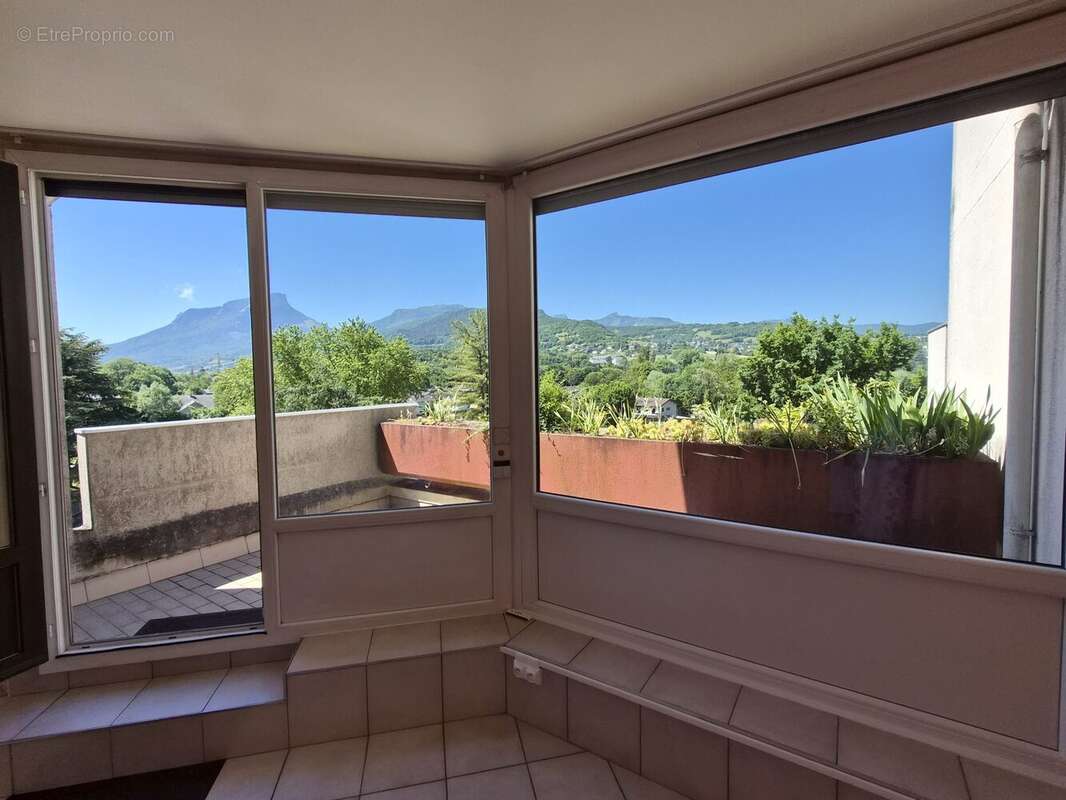 Appartement à LA RAVOIRE