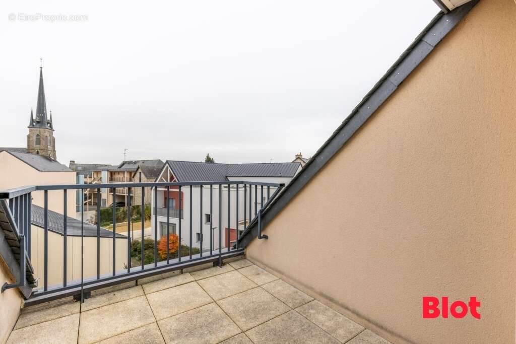 Appartement à SAINT-ERBLON