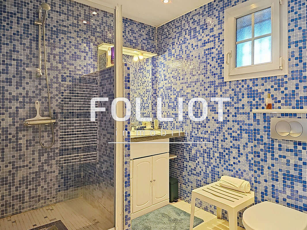 Maison à OUISTREHAM