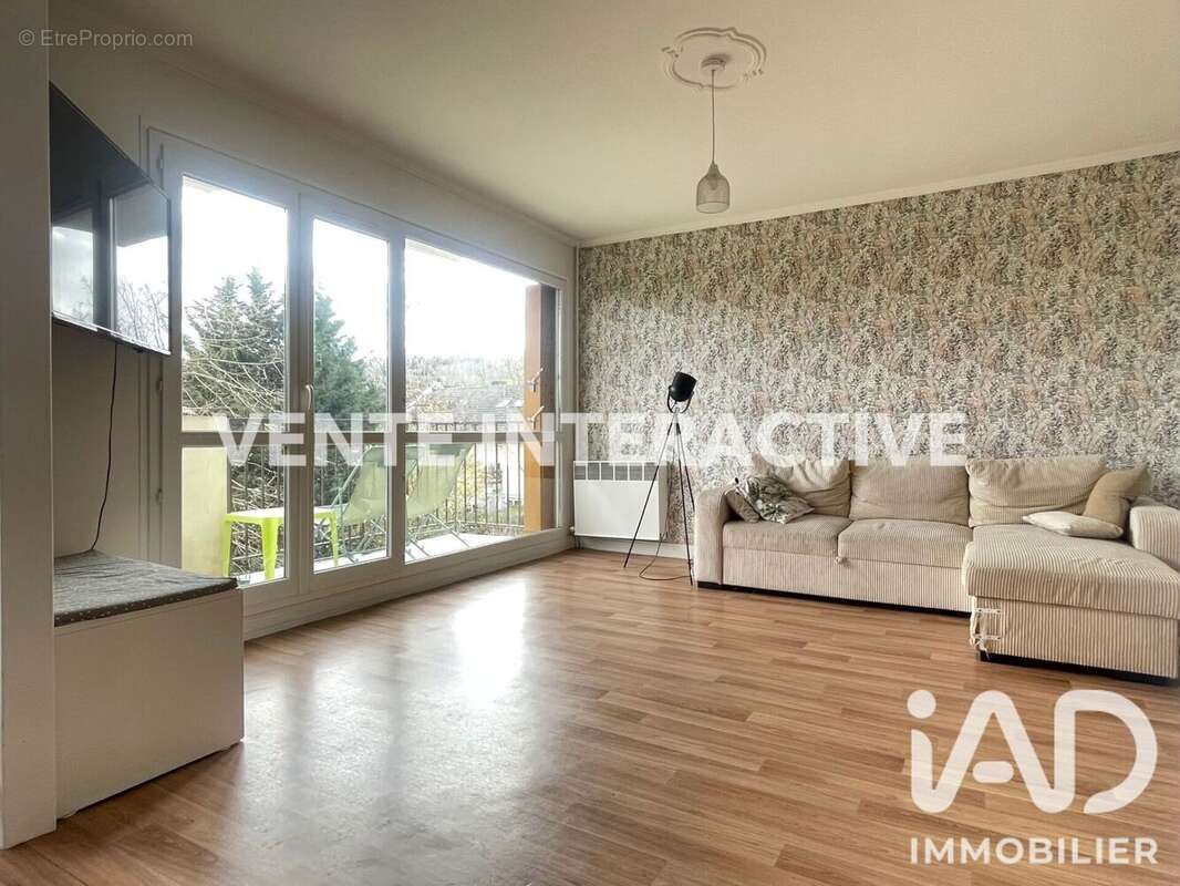 Photo 1 - Appartement à BEAUMONT-SUR-OISE