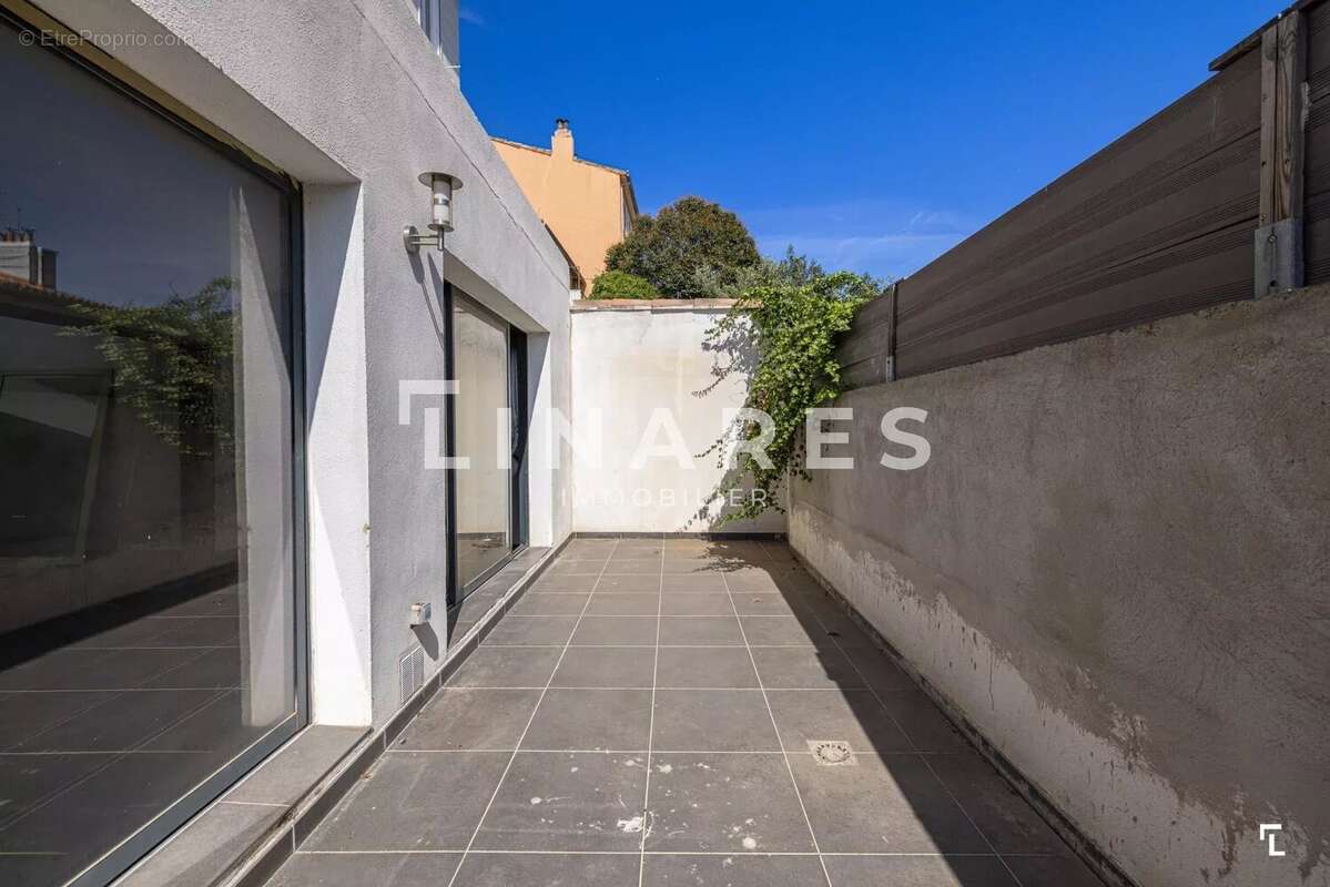 Appartement à MARSEILLE-1E