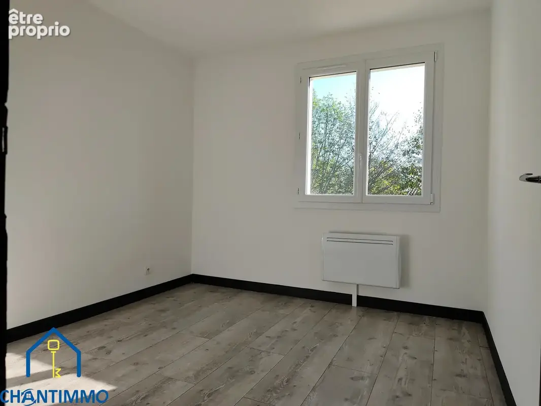 Pavillon avec vue sur la campagne et grand terrain de 1 263 m2 - photo 10