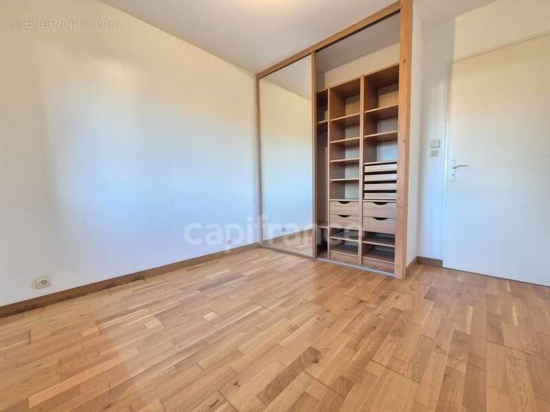 Maison à vendre 7 pièces SAINT GEORGES DE DIDONNE (17) - Grand Garage - Terrain de 945m² - photo 16