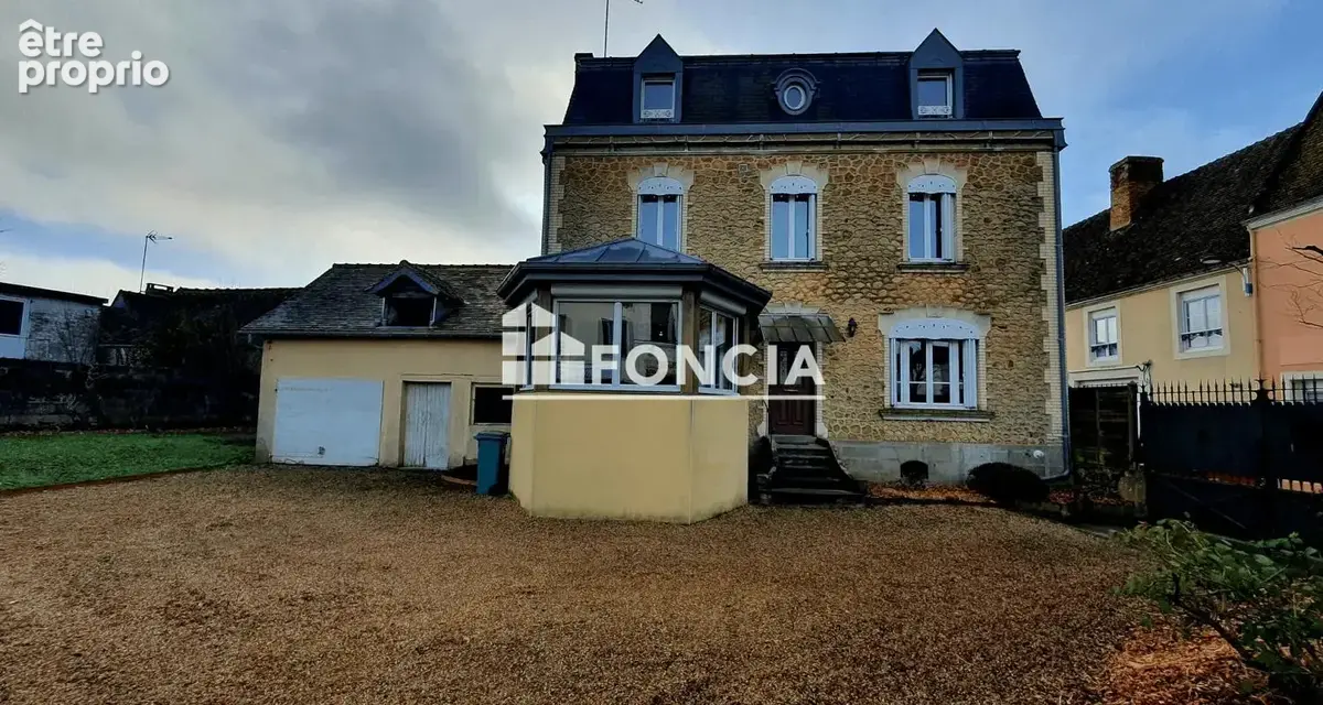 Maison à CONNERRE