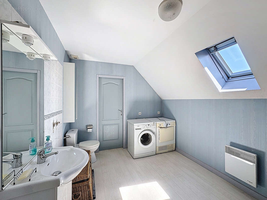 Maison à FRAHIER-ET-CHATEBIER