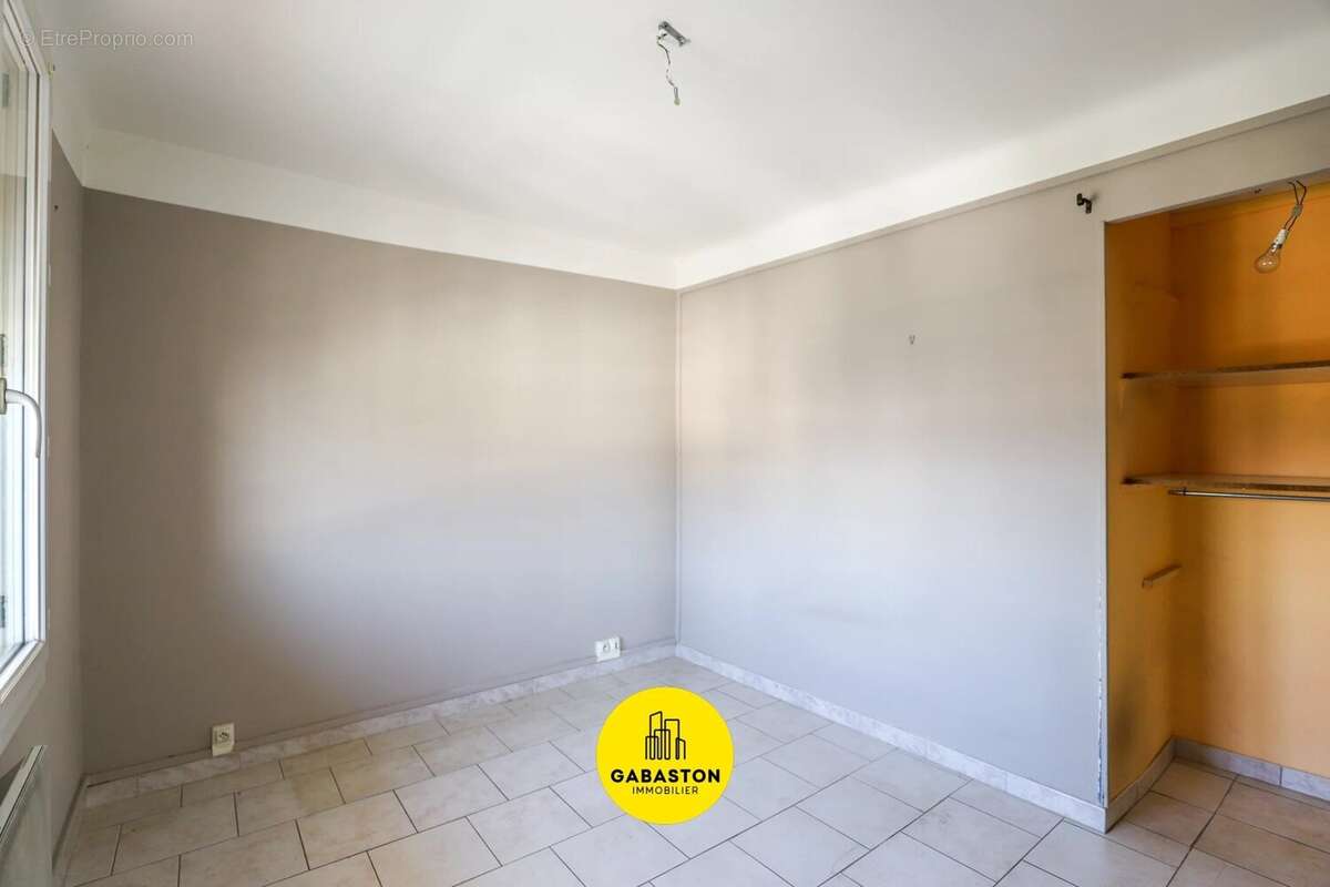 Appartement 59 m² à Marseille-8e  - photo 5
