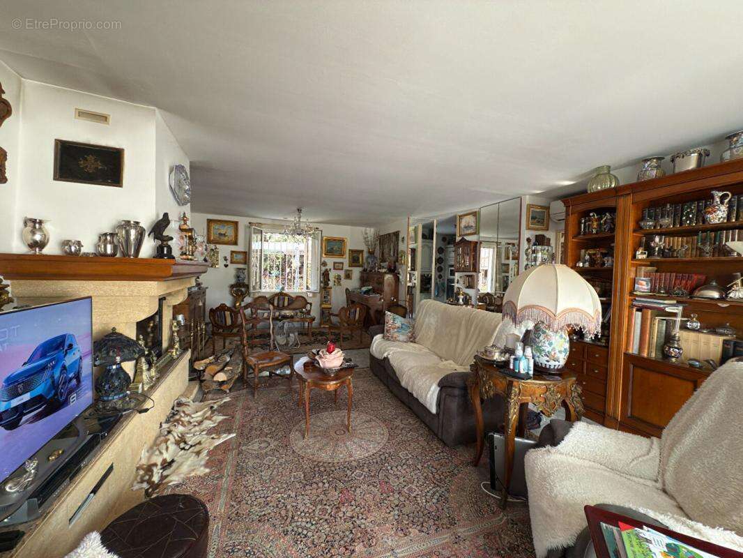 Maison à FAUGERES