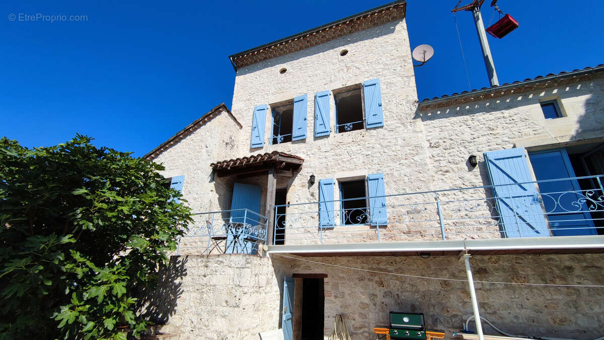 Maison à LAUZERTE