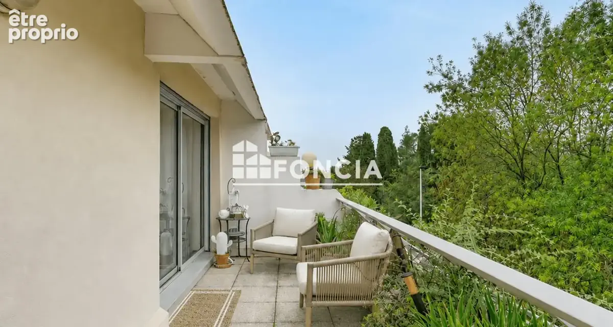 Montpellier – Duplex dernier étage, terrasse sud de 24 m², garage et stationnement inclus - photo 2