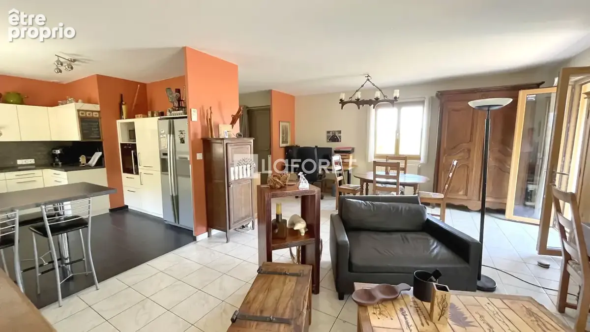 Maison Chessy 4 pièces 151 m2 - 370.000 - photo 7