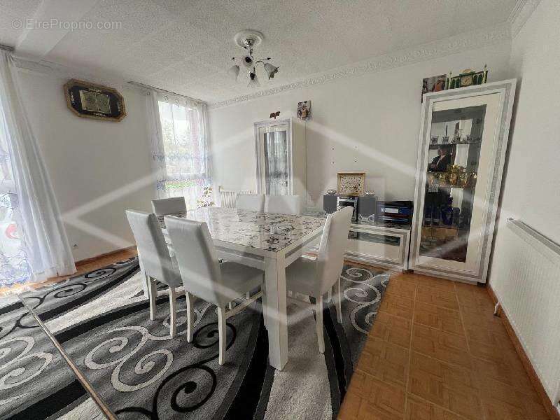 Maison à QUINCY-SOUS-SENART