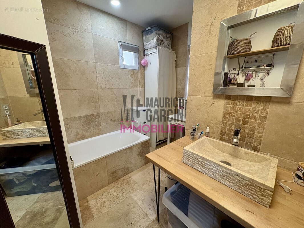 Maison 128 m² à Saint-Didier  - photo 6