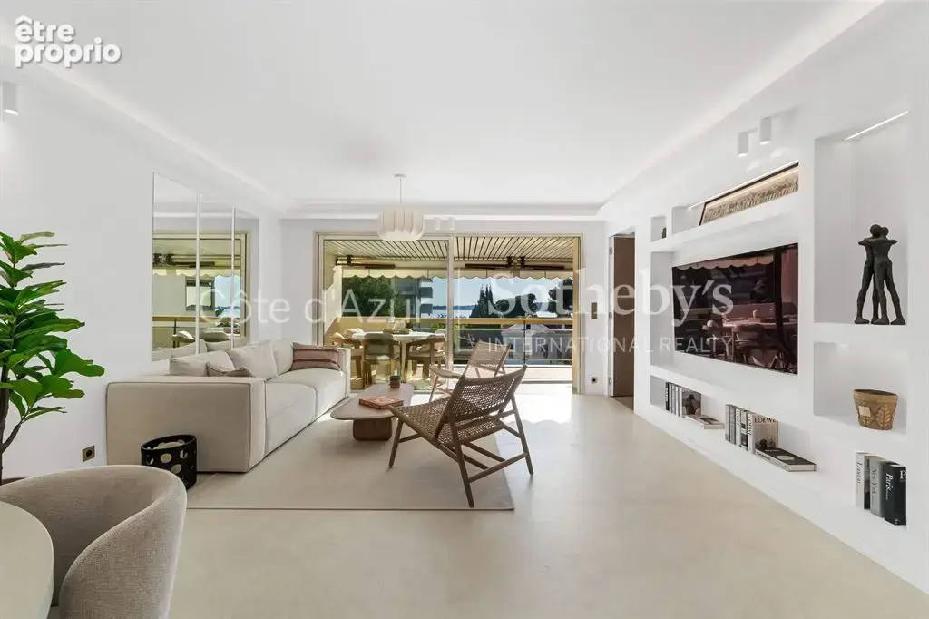 Cannes Palm Beach appartement 4 pièces de 101 m² rénové avec terrasse et vue mer - photo 2