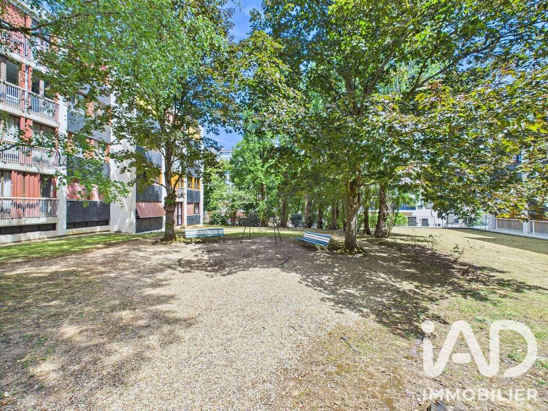 Appartement 71 m² à Avon  - photo 2