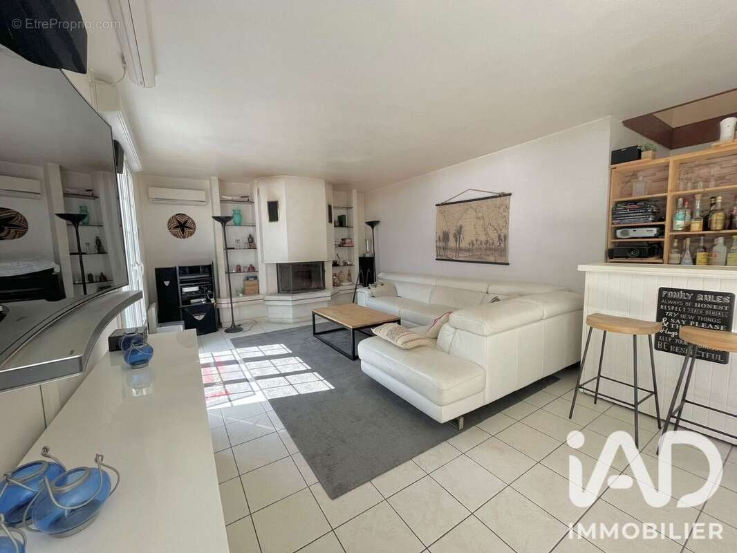 Maison 171 m² à Perigny  - photo 3