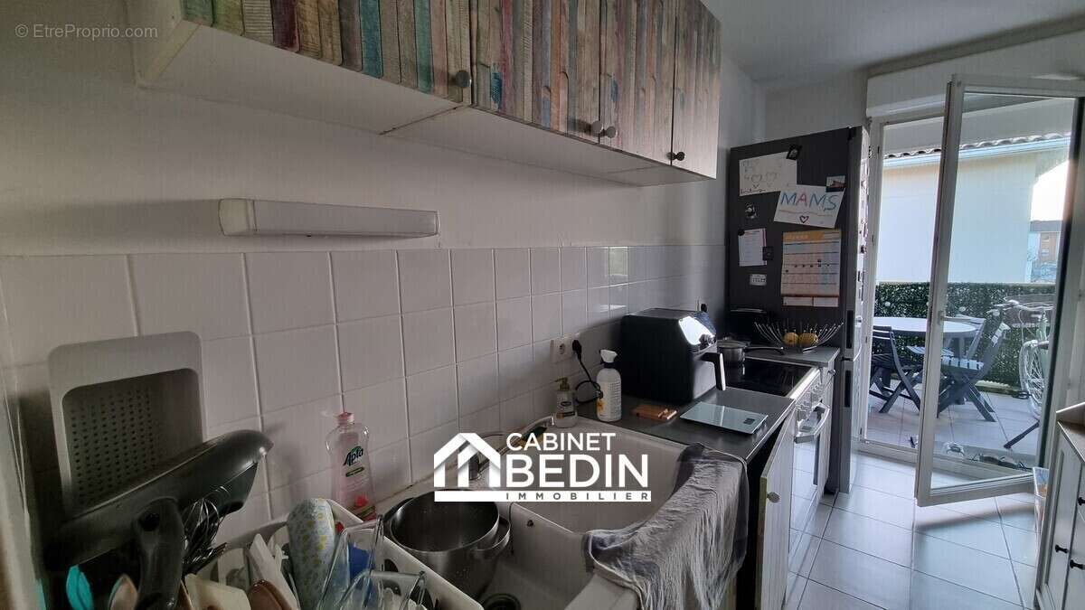 Appartement à PAREMPUYRE