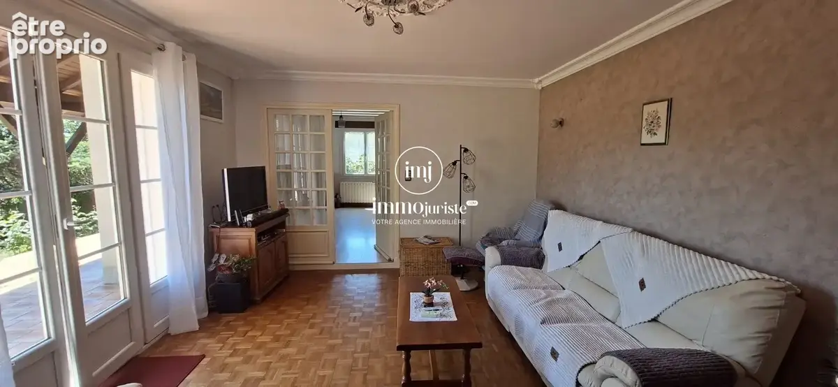Maison 6 pièces 140 m² à vendre à Etagnac (16150) - photo 7