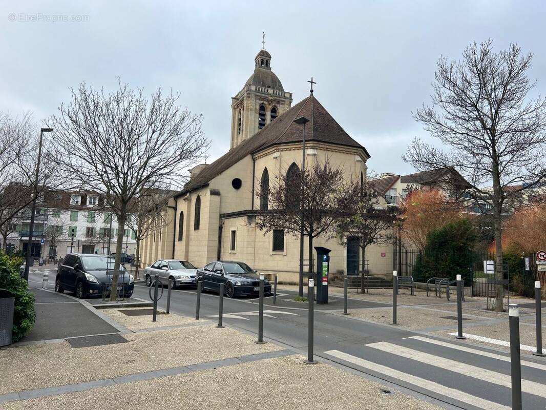 Appartement à HOUILLES