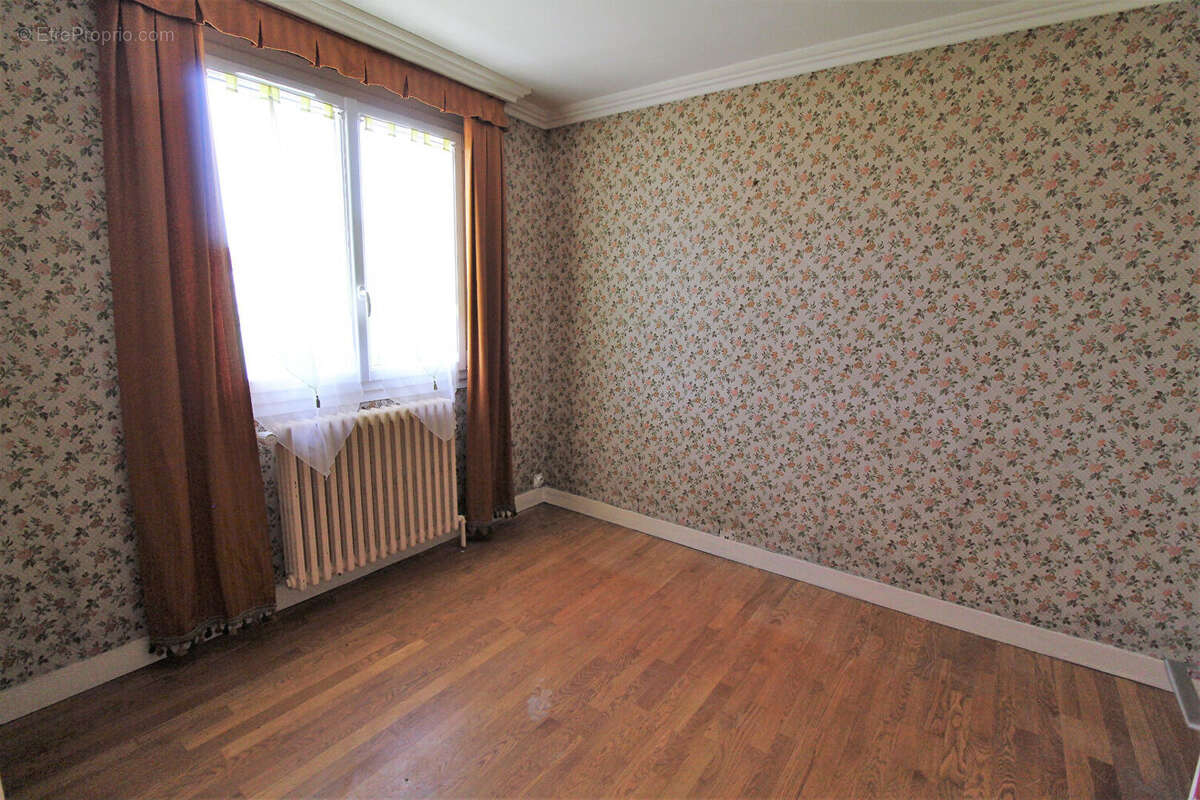 Maison à CHATEAUNEUF-EN-THYMERAIS