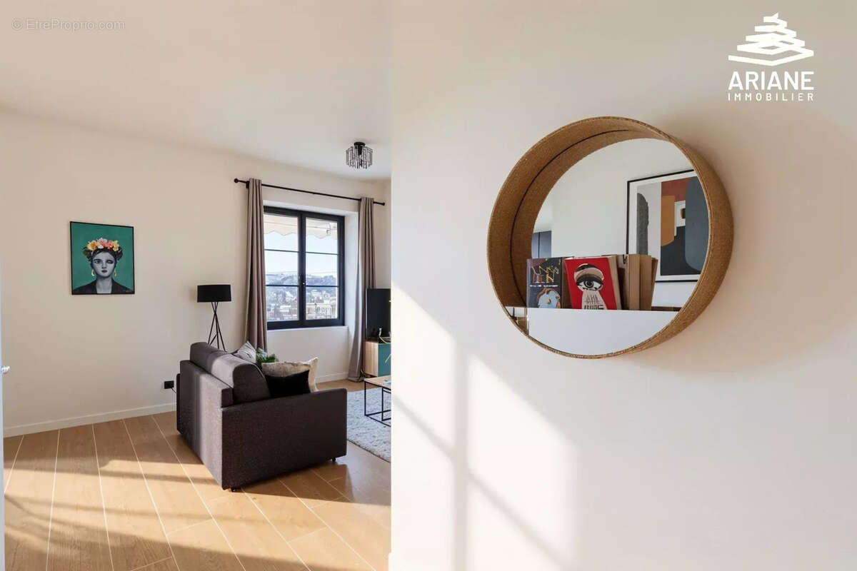 Appartement à VOURLES