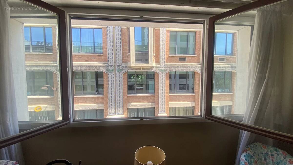 Appartement à NEUILLY-SUR-SEINE