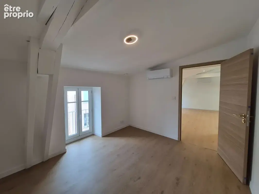 Millau-t4 rénové de 77 m² -visite virtuelle disponible - photo 6