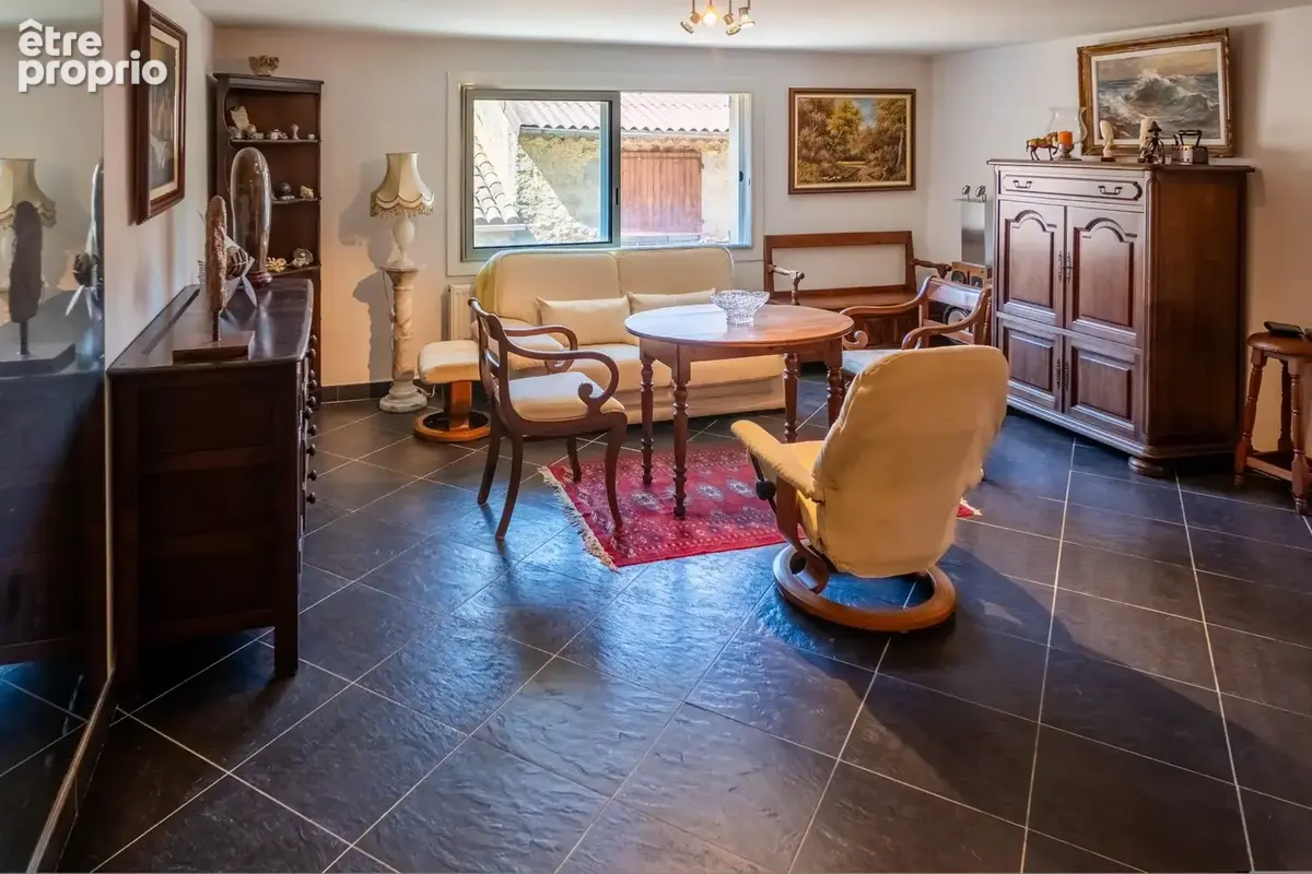 Maison 225 m² à Saint-Julien-Du-Verdon  - photo 9