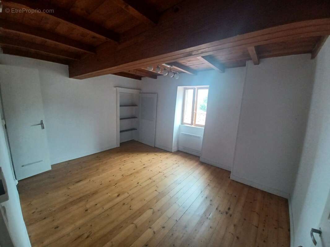 Maison à DENAT