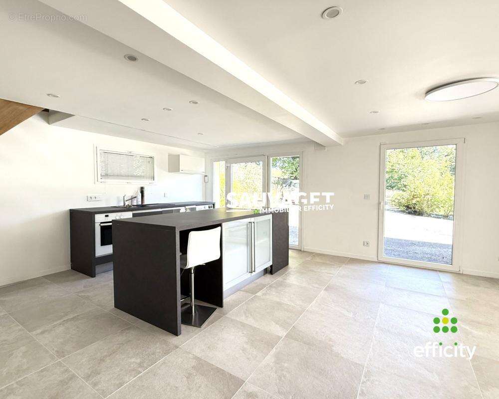 Maison à THORENS-GLIERES