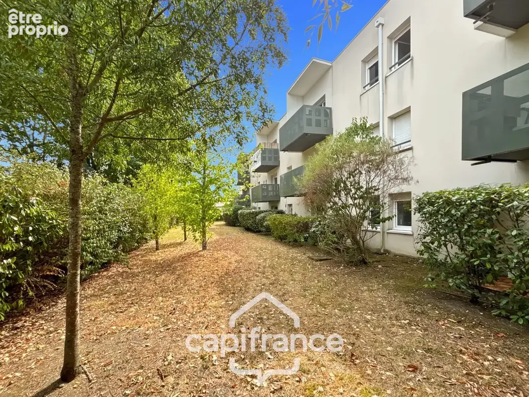 MÉRIGNAC – T3 avec balcon, parking couvert et résidence sécurisée - photo 9